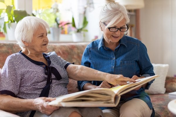6 Signs Your Loved One's Memory Loss Needs Professional Care