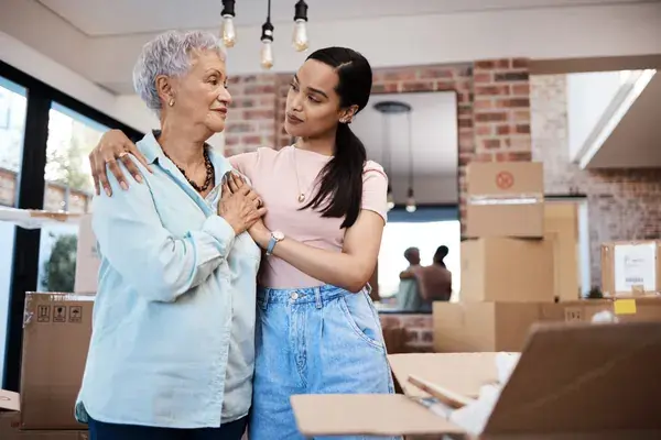 What to Pack When Moving to Assisted Living in Springfield, MO